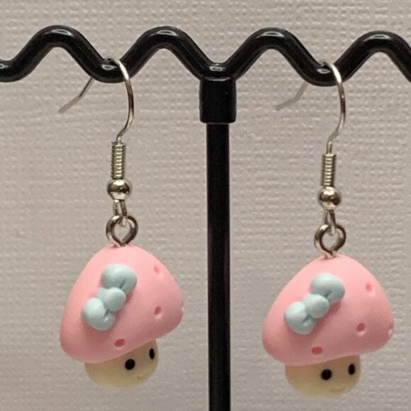 Mushroom Earring, Mario Earring, Funny Food Earring, Food Jewelry, Princess - Picture 3 of 7